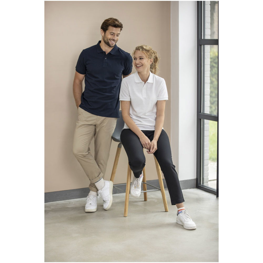 Emerald 200 g/m² Aware™ Polo Unisex aus recyceltem Material