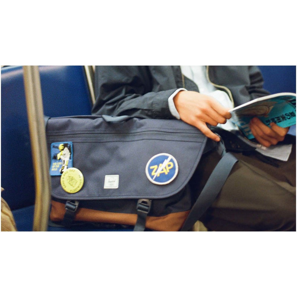 Herschel Cove recycelte Umhängetasche 22,5 L