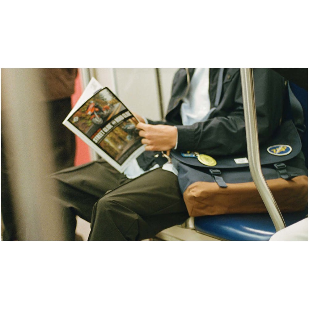 Herschel Cove recycelte Umhängetasche 22,5 L